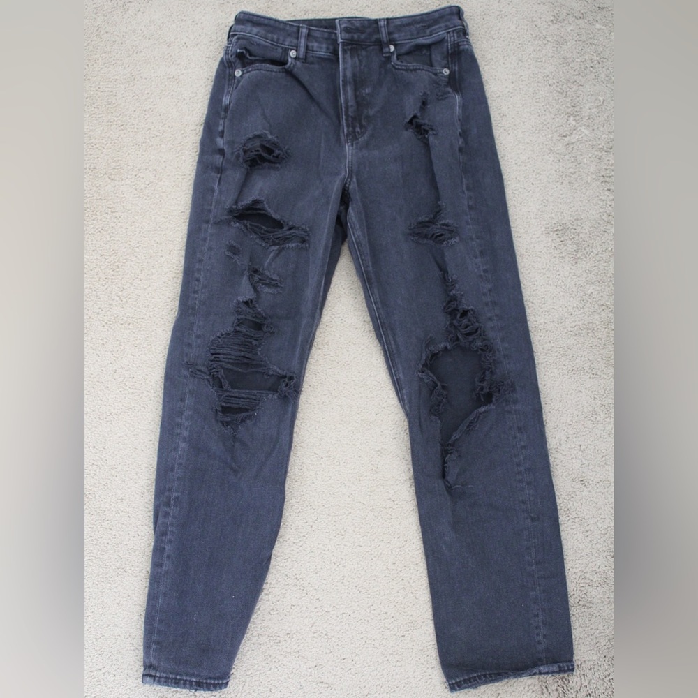 American Eagle Mom Jean Size 6